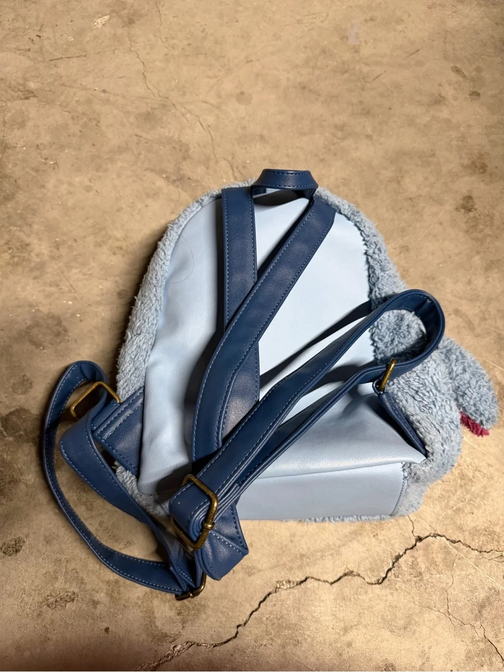 Eeyore backpack - Picture 2 of 4